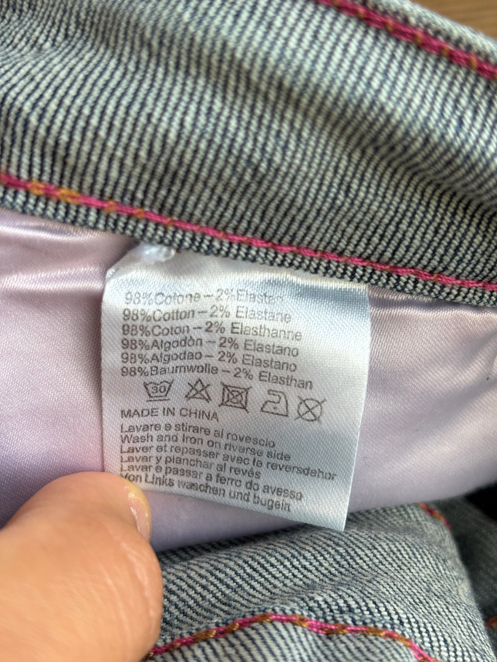 Jean Hello Kitty taille basse années 2000