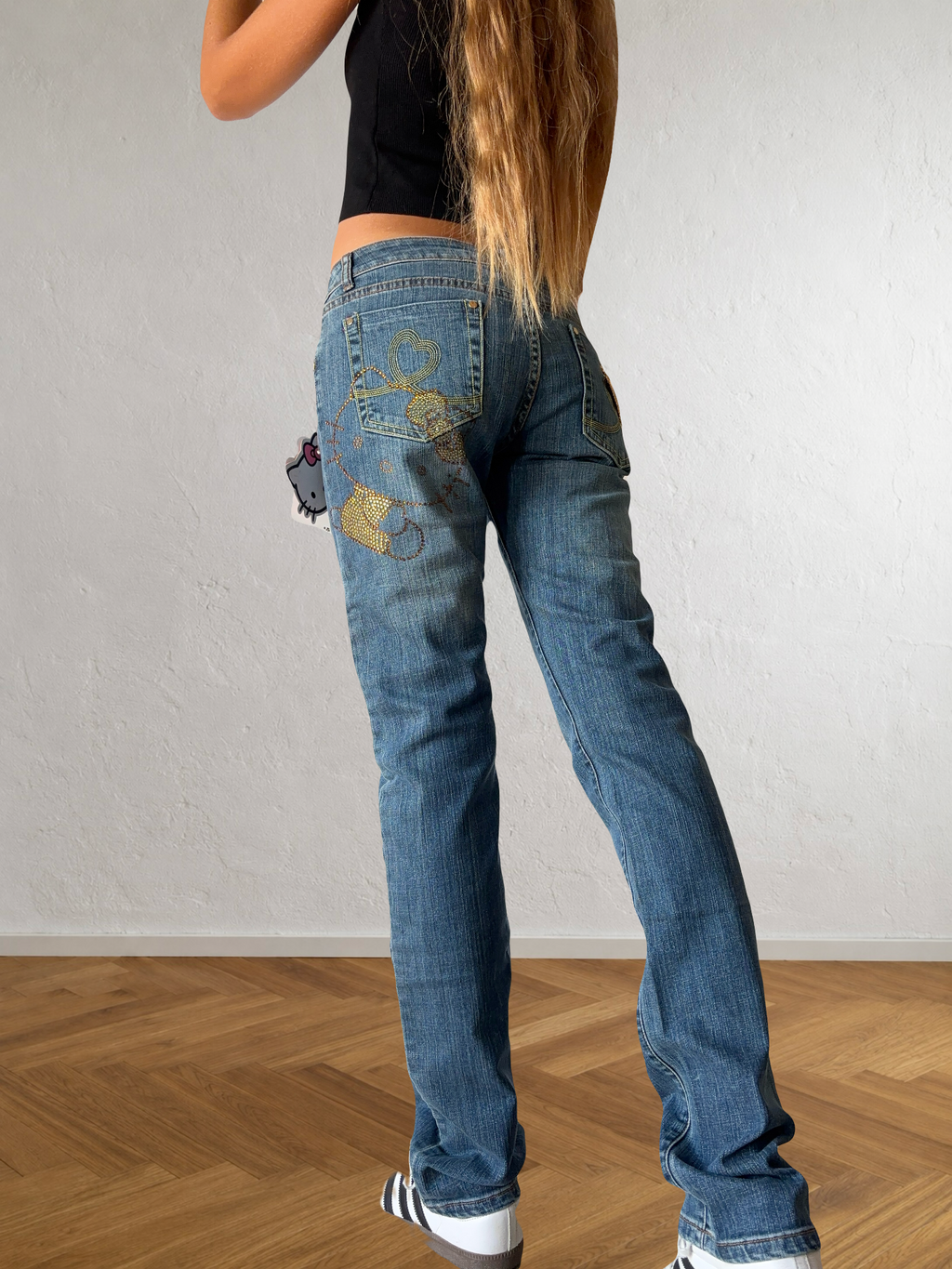 Jean Hello Kitty taille basse années 2000