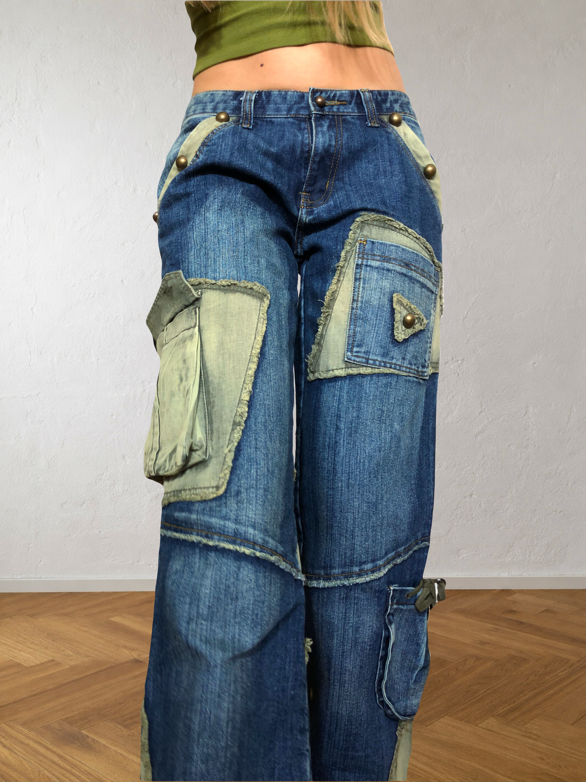 Jean cargo patchwork évasé vert d'eau style années 90