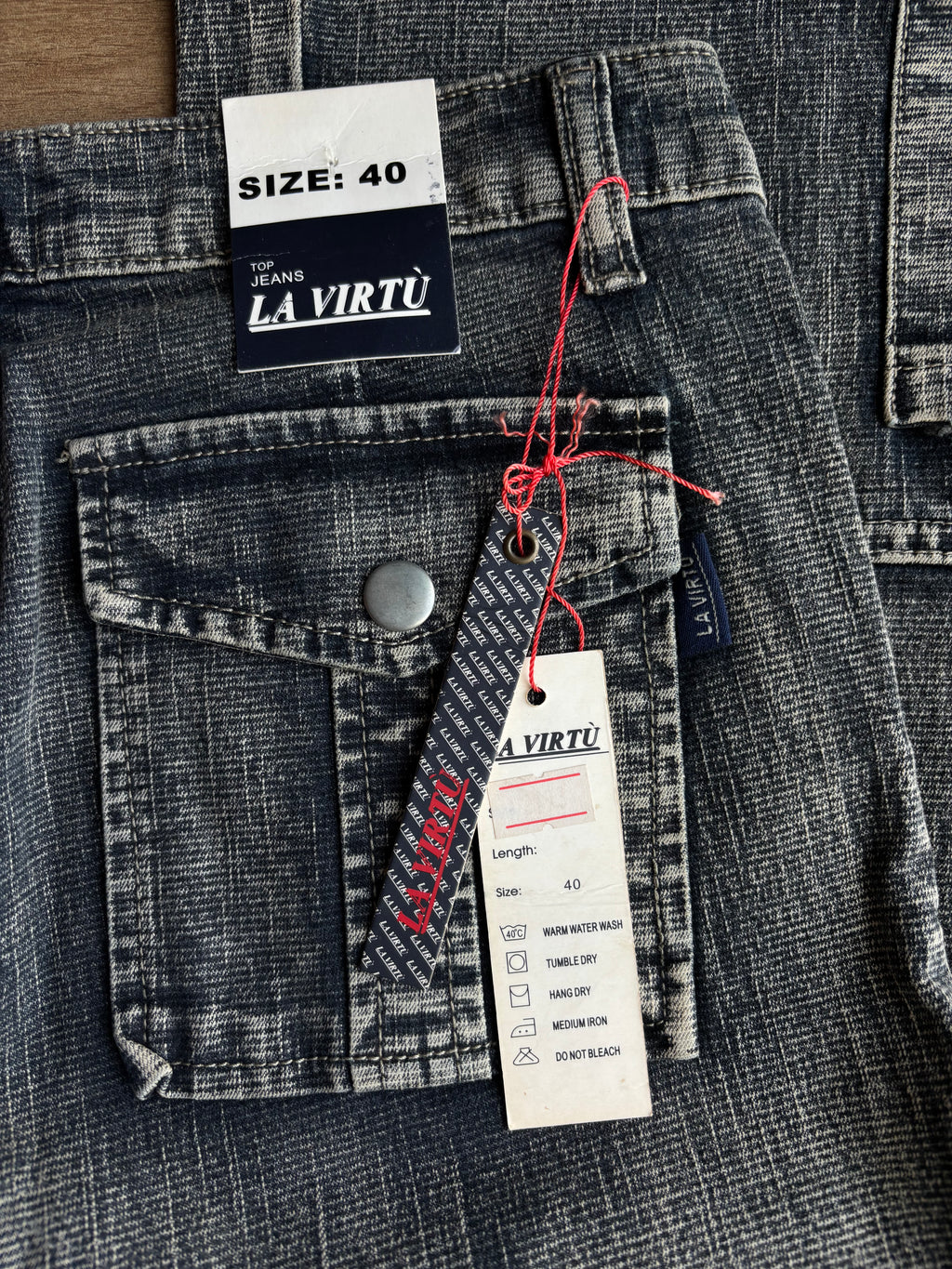 Jeans svasati cargo con disegni fatti a mano anni 2000