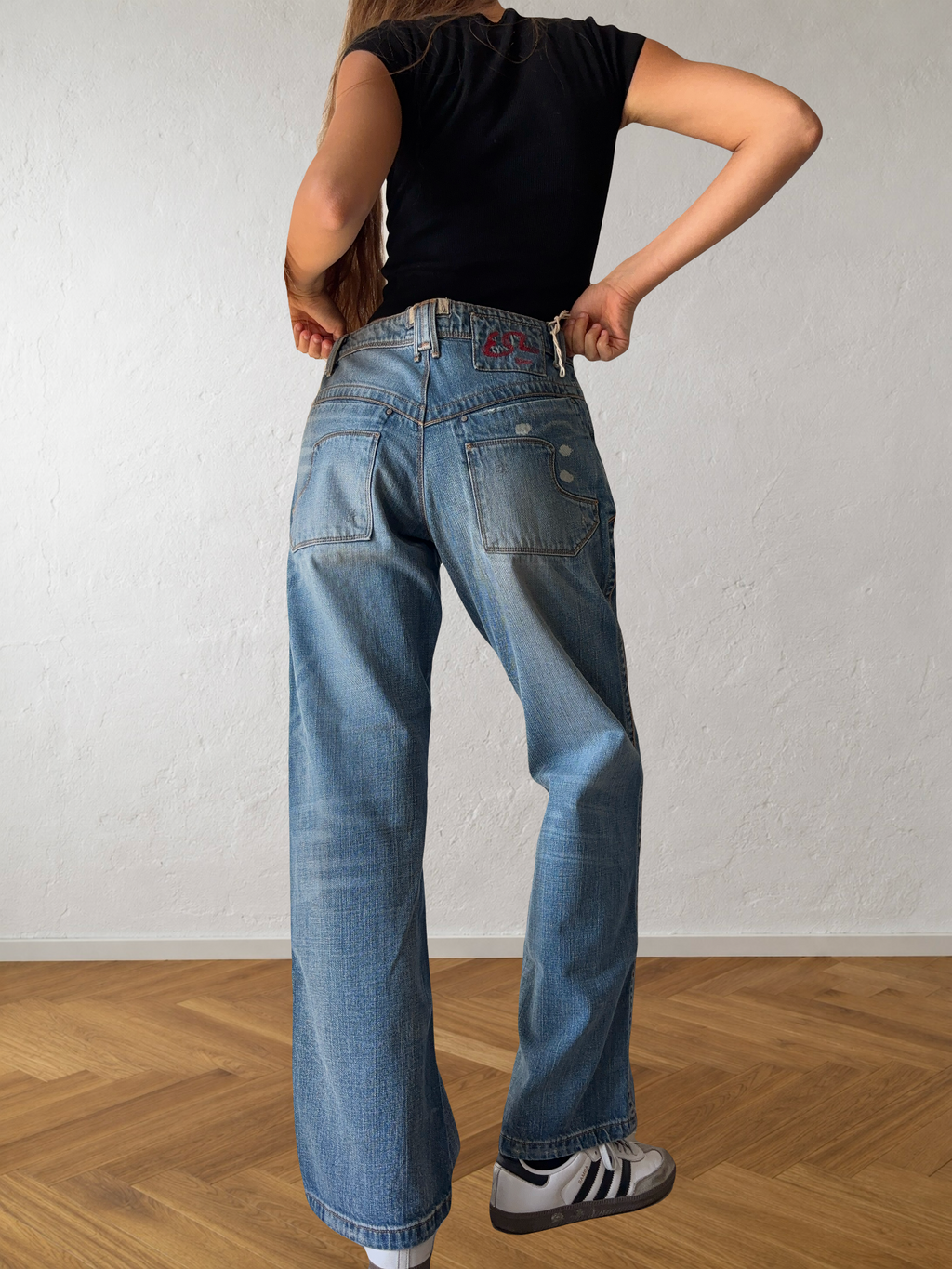 Jeans anni 90 gamba ampia dettagli cargo