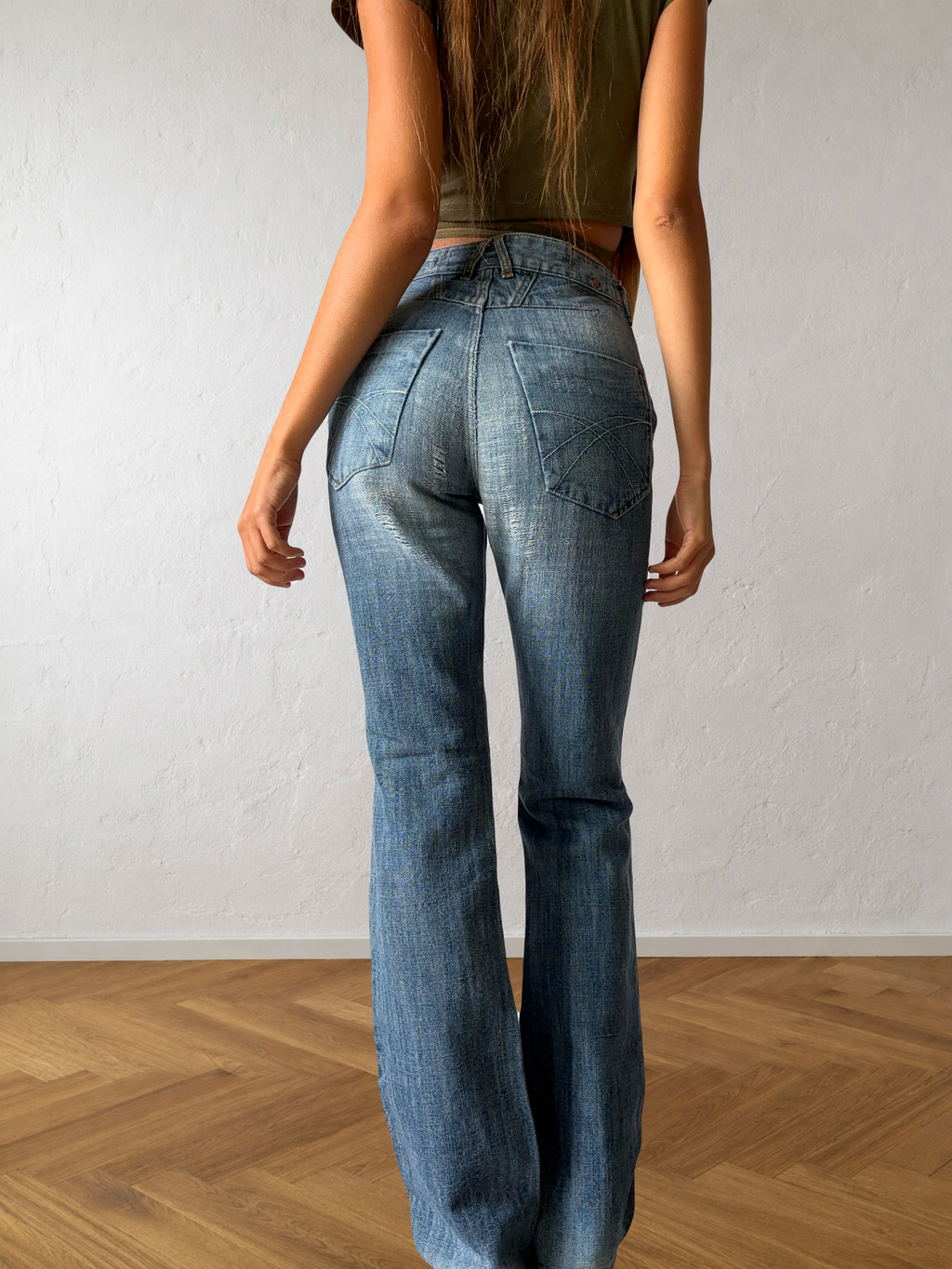 90s light-wash straight bootcut jeans