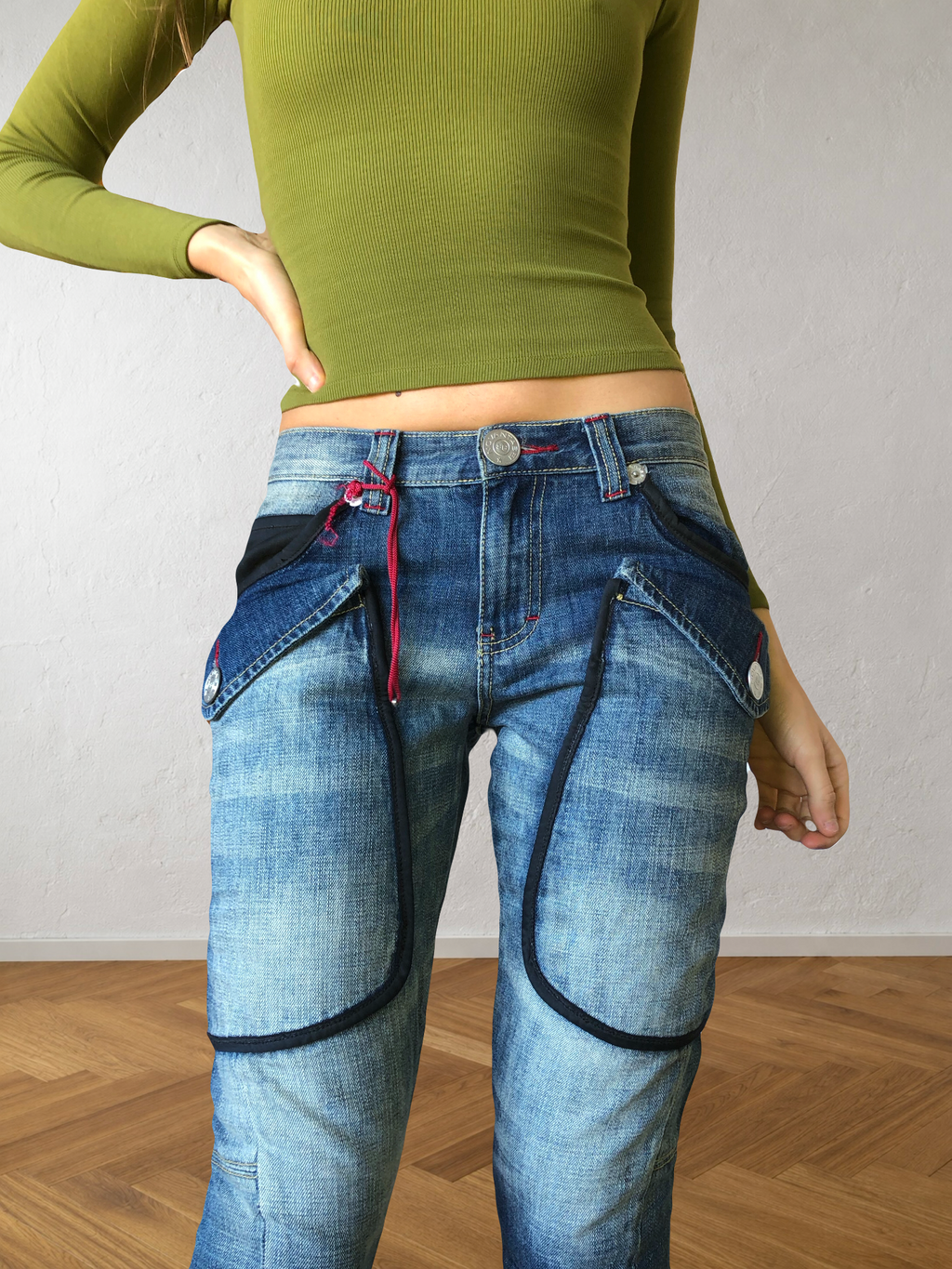 Jeans Capri cargo a vita bassa anni 2000