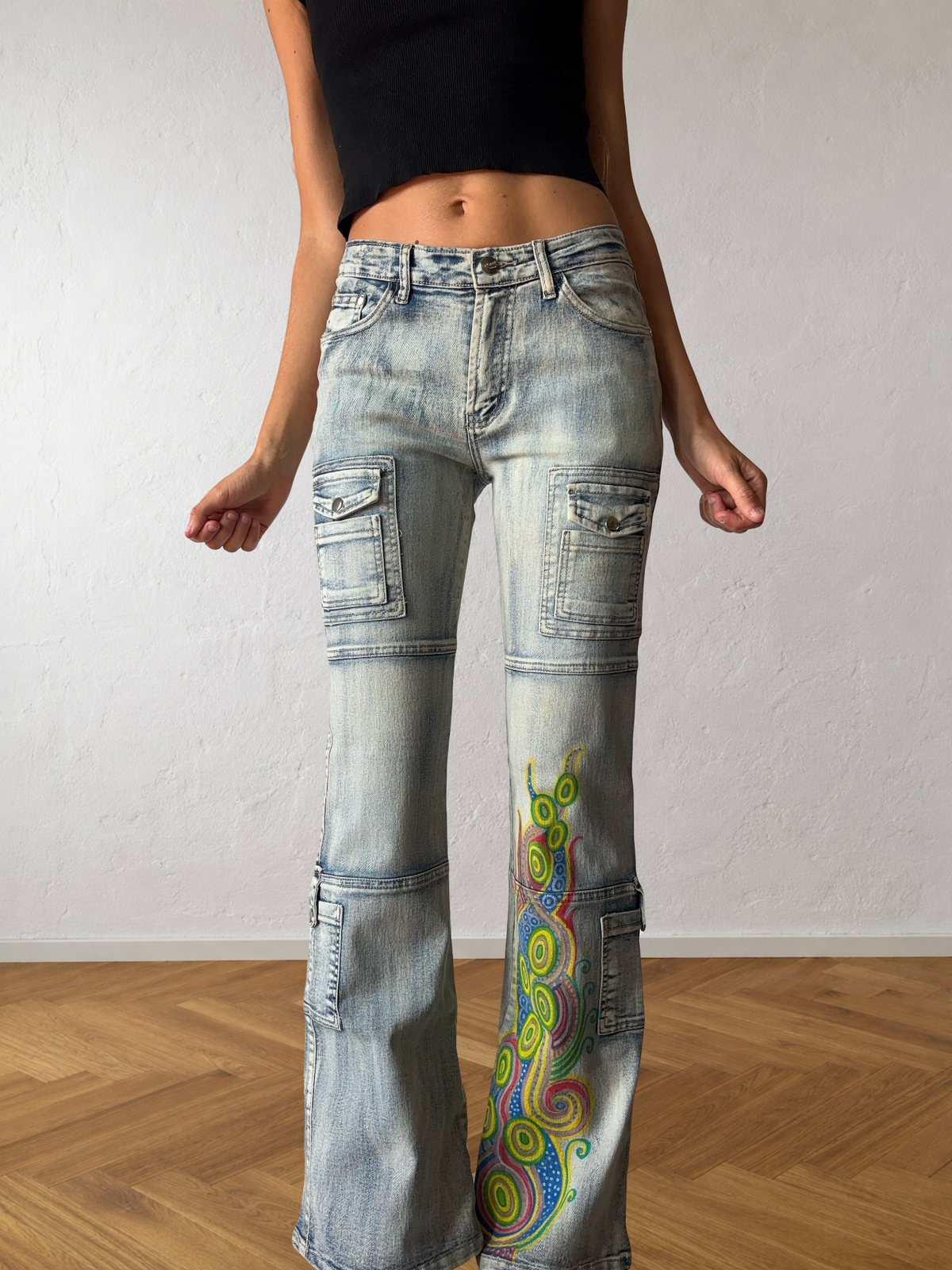 Jeans cargo svasati con disegni fatti a mano anni 2000