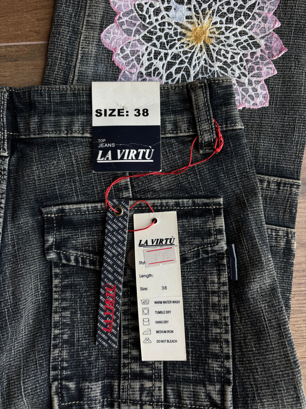 Jean cargo évasé avec motifs faits main années 2000