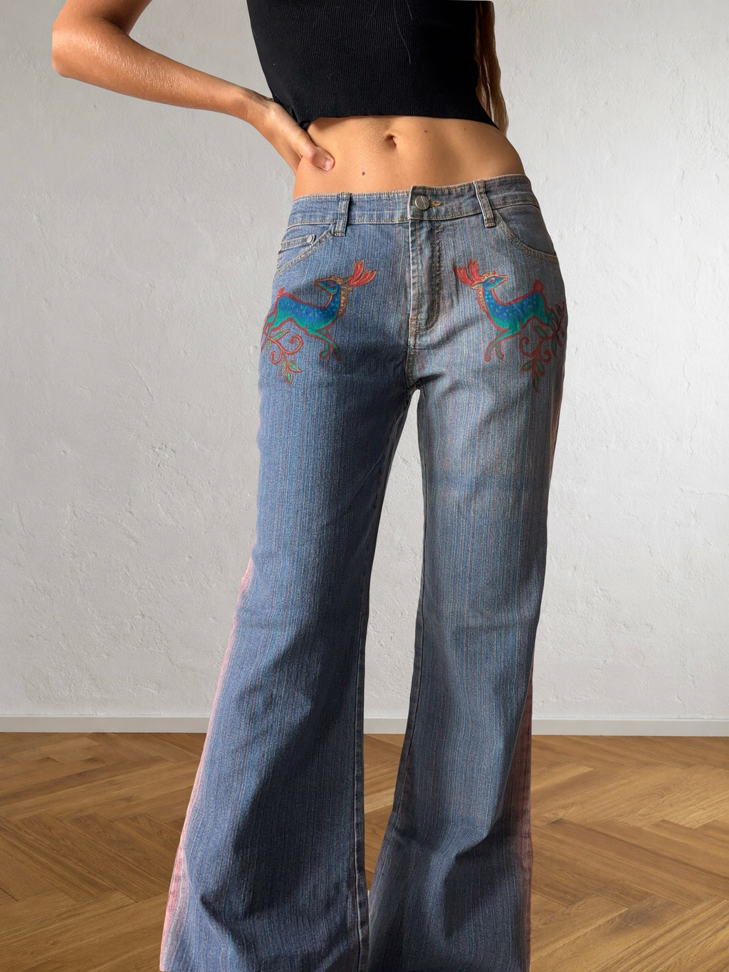 Jeans svasato disegni fatti a mano anni 2000