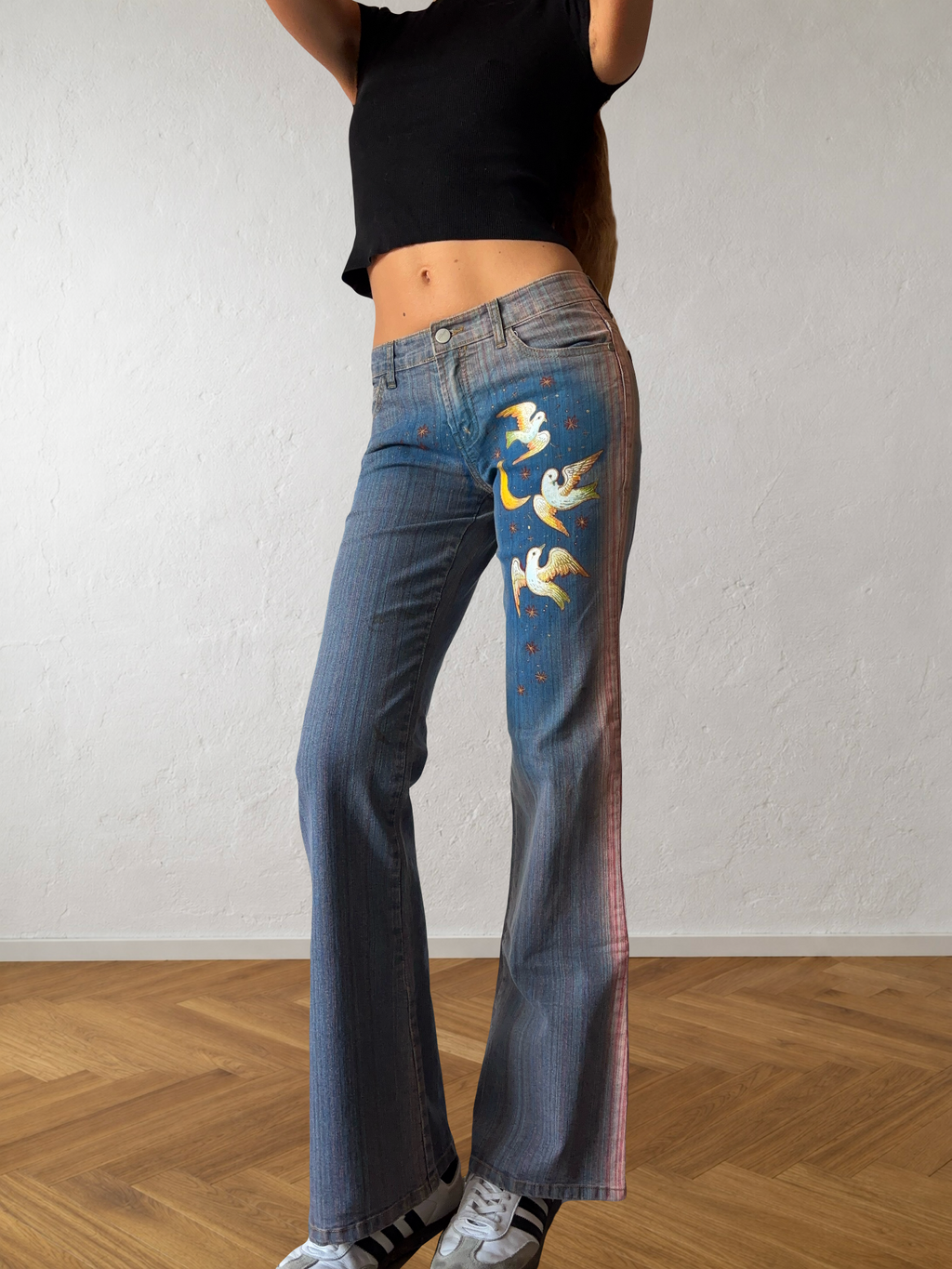 Jeans svasati disegni fatti a mano anni 2000