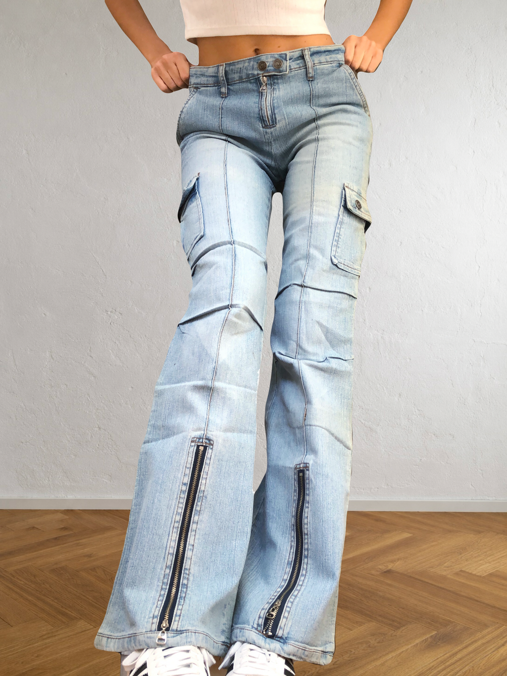 90s light-wash cargo jeans with zip cuffs