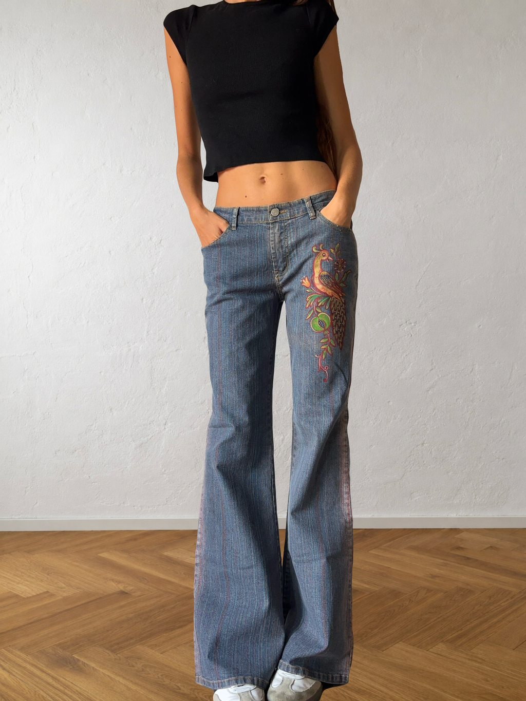 Jeans svasati con disegni fatti a mano anni 2000