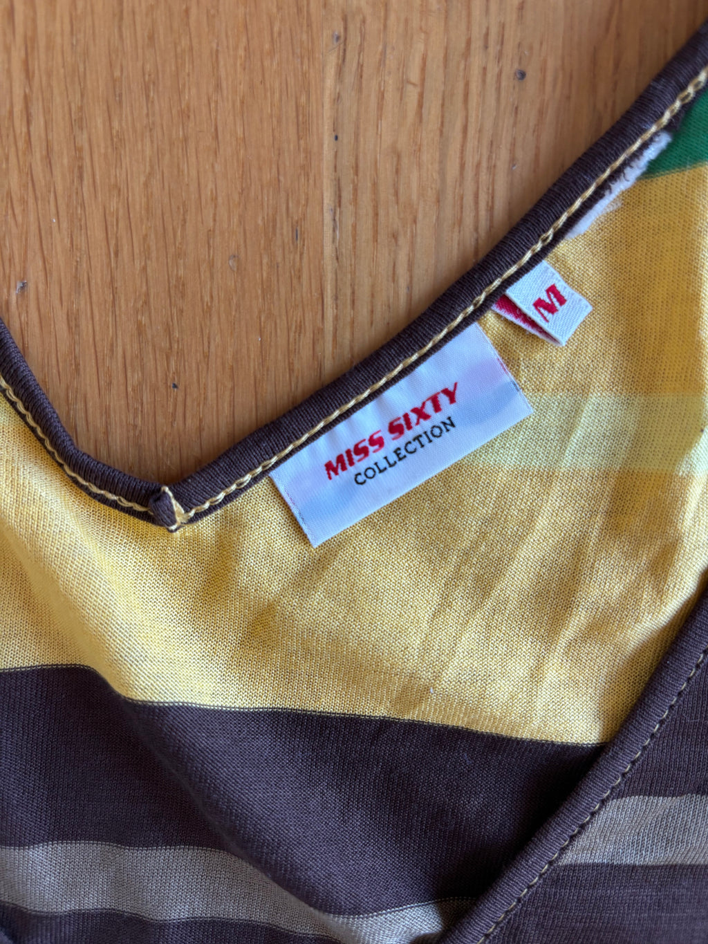 Haut / cache-maillot Miss Sixty Y2K col en V