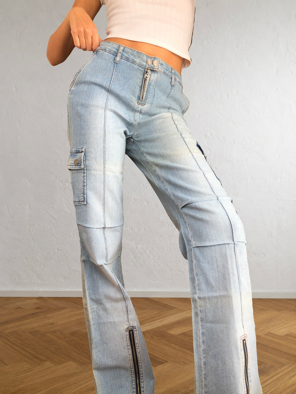 90s light-wash cargo jeans with zip cuffs