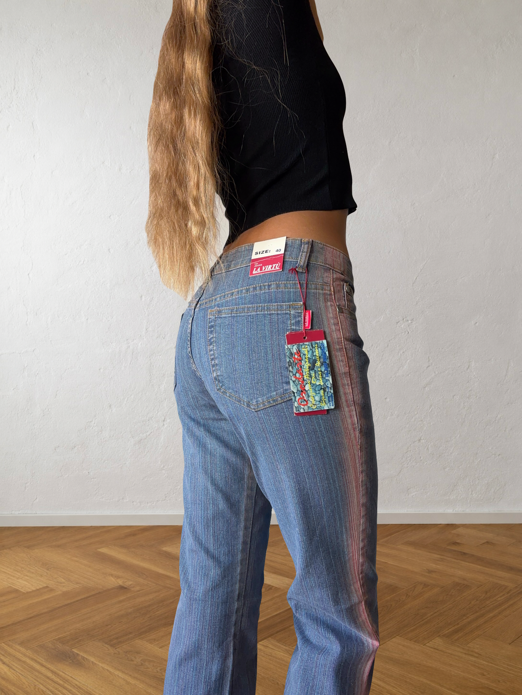 Jeans svasati disegni fatti a mano anni 2000