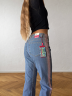 Jeans svasati disegni fatti a mano anni 2000