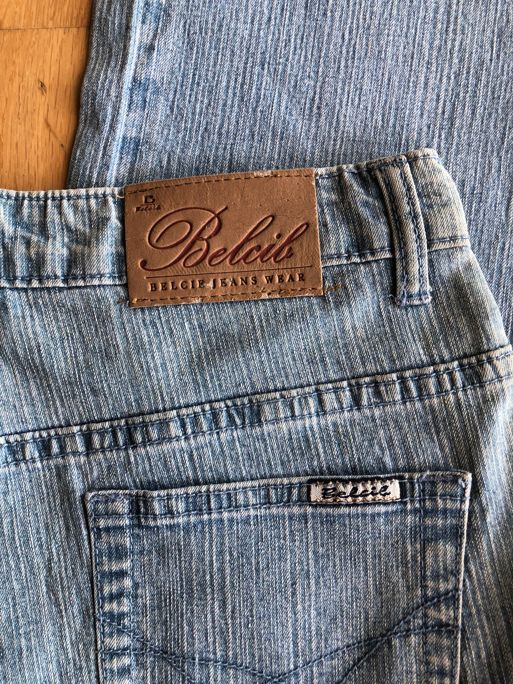 2000s light blue Capri jeans with side buckles