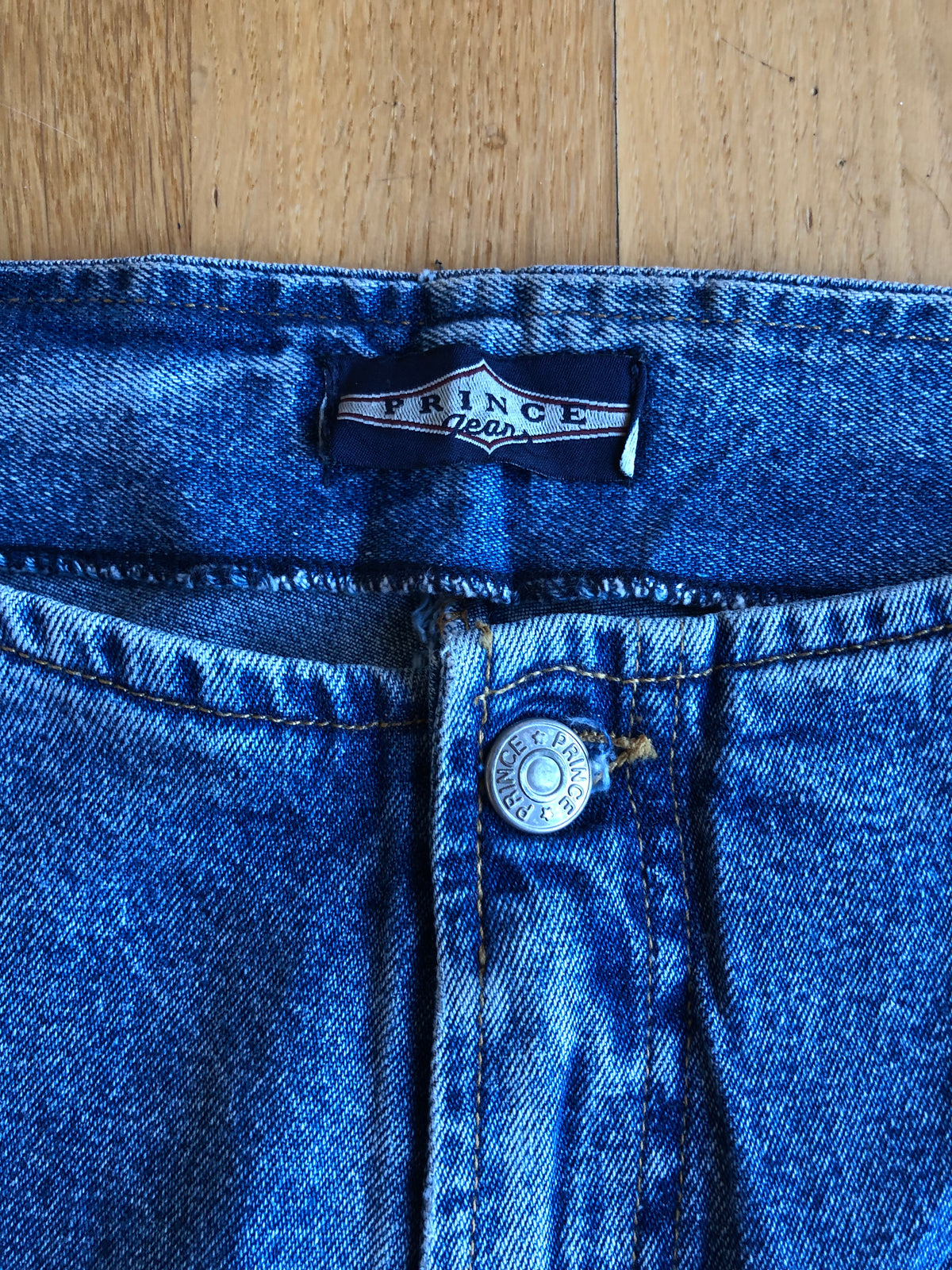 2000s low-rise bell-bottom jeans