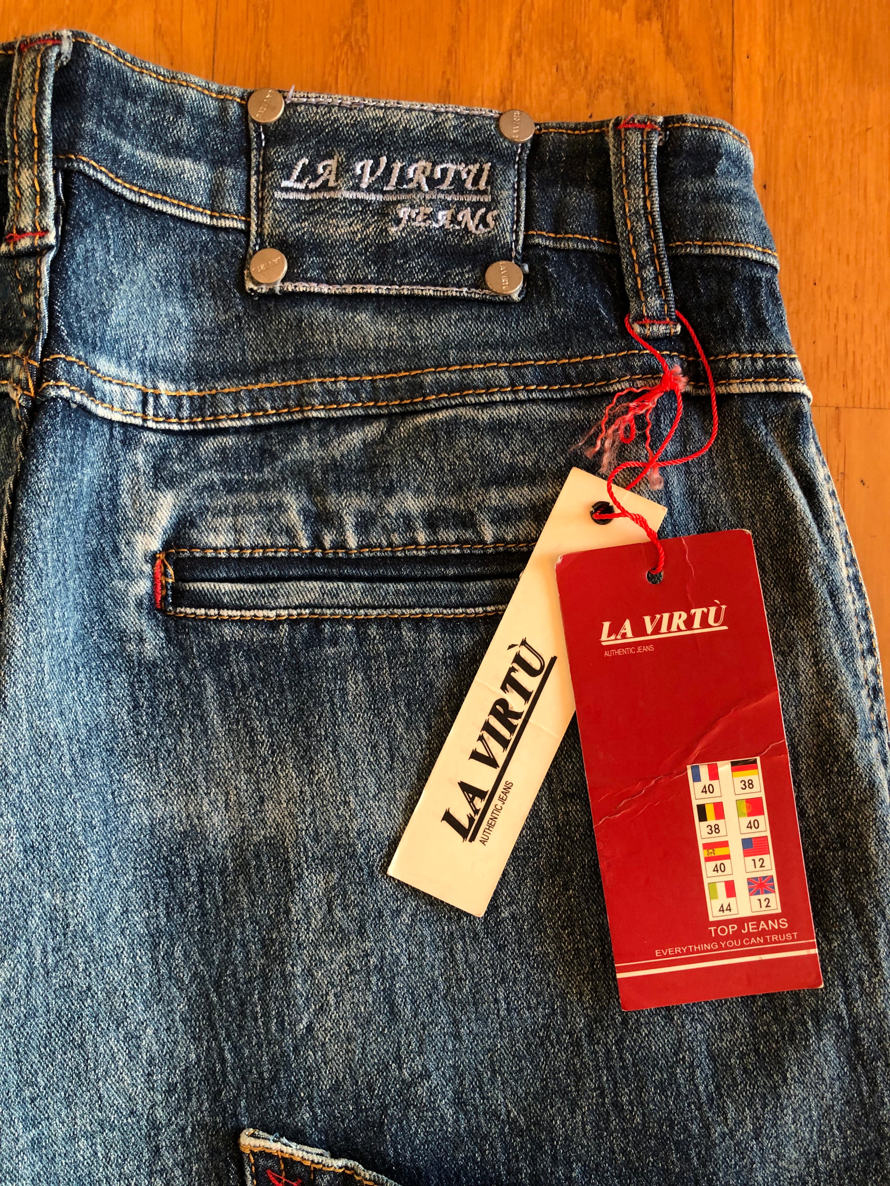 Jeans Vintage anni 90 Sagomati Cargo e svasati