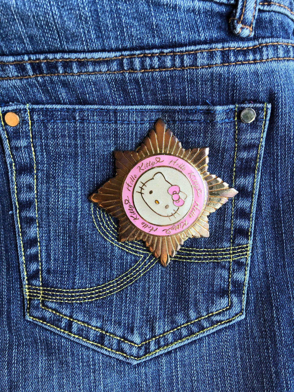 Jeans Vintage Hello Kitti dritti. Anni 2000 vita bassa