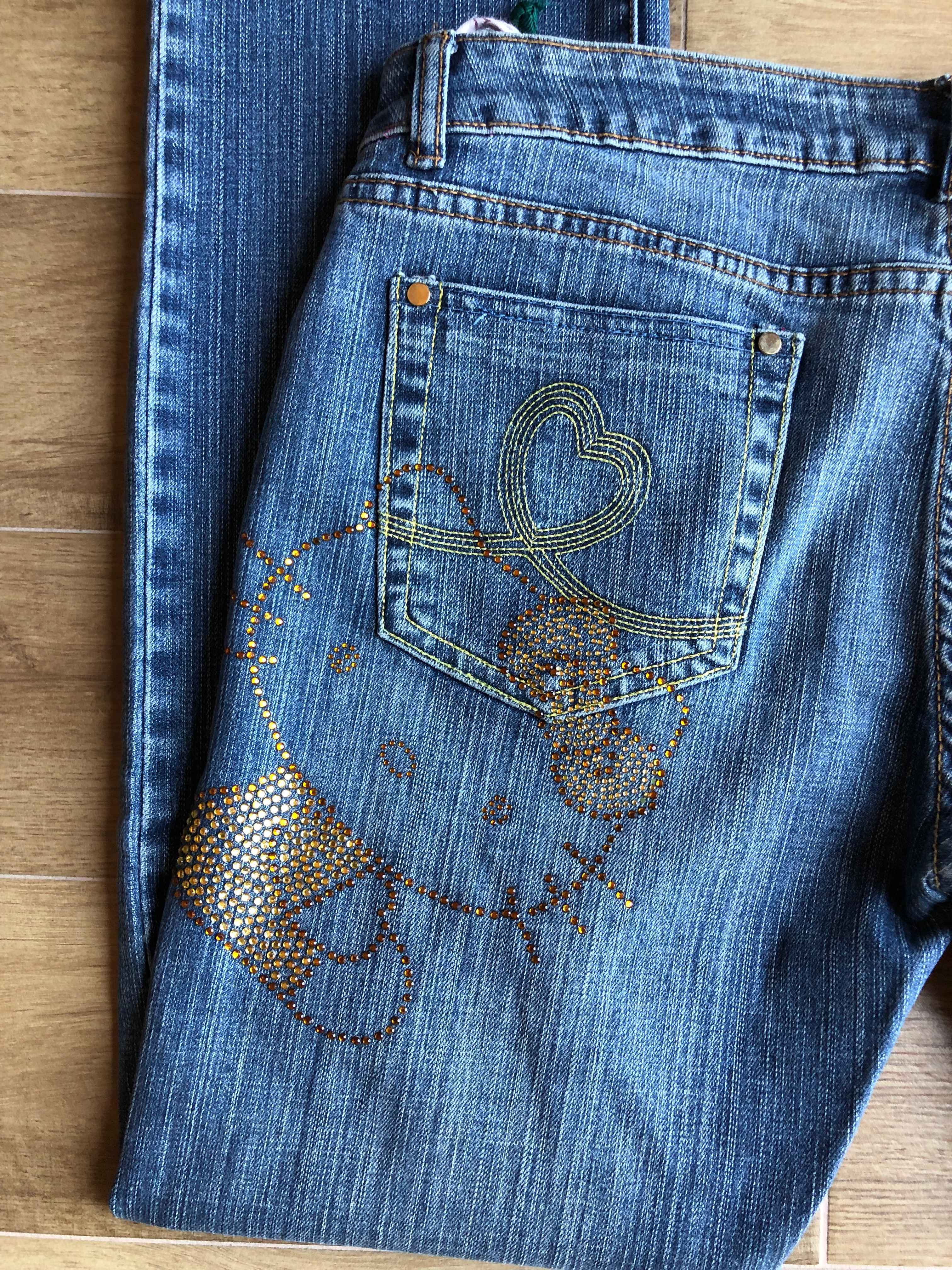 Jeans Vintage Hello Kitti dritti. Anni 2000 vita bassa