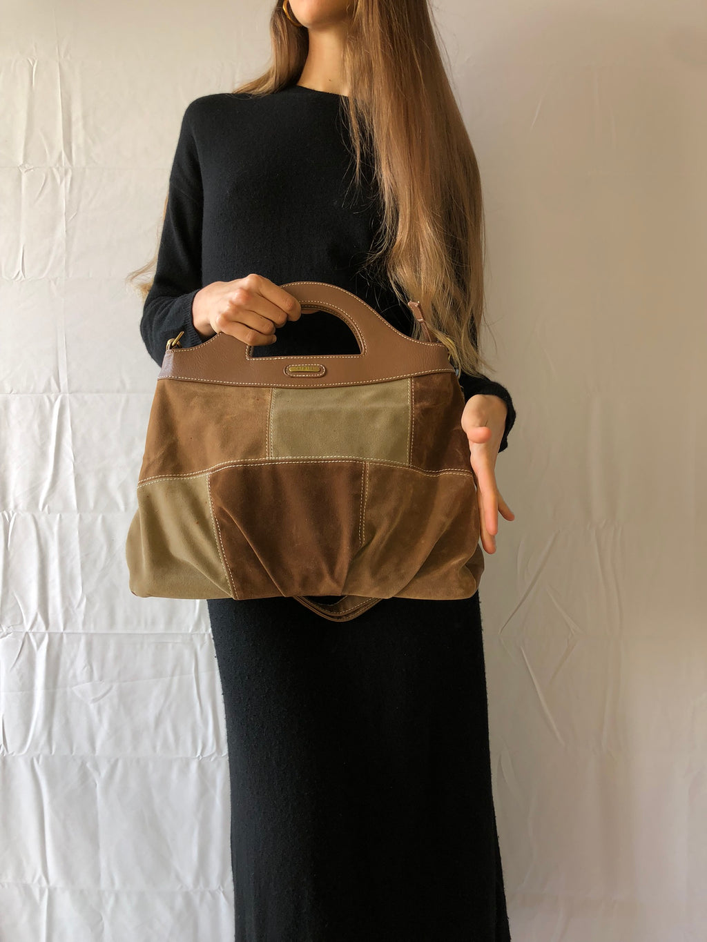 Wildledertasche von Carpisa im Stil der 2000er mit Karree-Muster