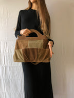 Wildledertasche von Carpisa im Stil der 2000er mit Karree-Muster