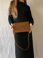 Schultertasche aus Pythonleder und Leder im Stil der 90er