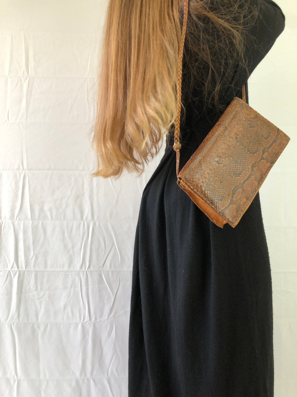 Schultertasche aus Pythonleder und Leder im Stil der 90er