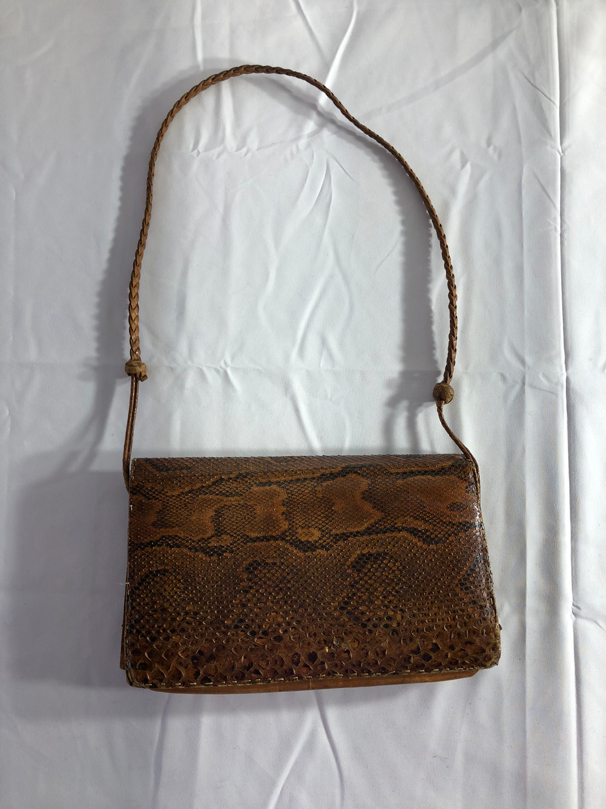 Schultertasche aus Pythonleder und Leder im Stil der 90er