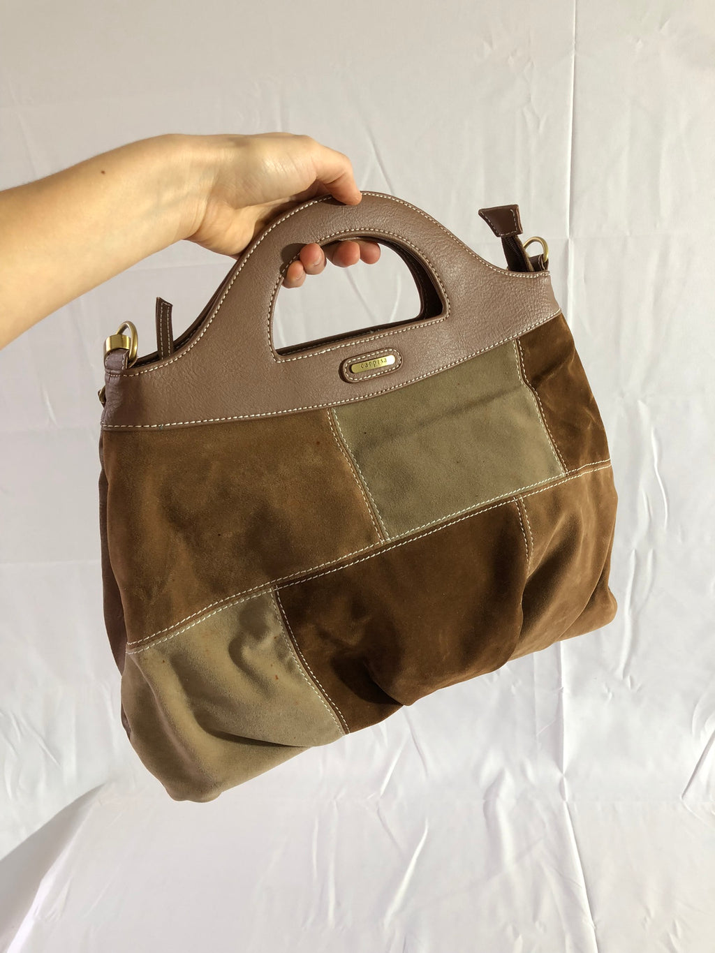 Wildledertasche von Carpisa im Stil der 2000er mit Karree-Muster
