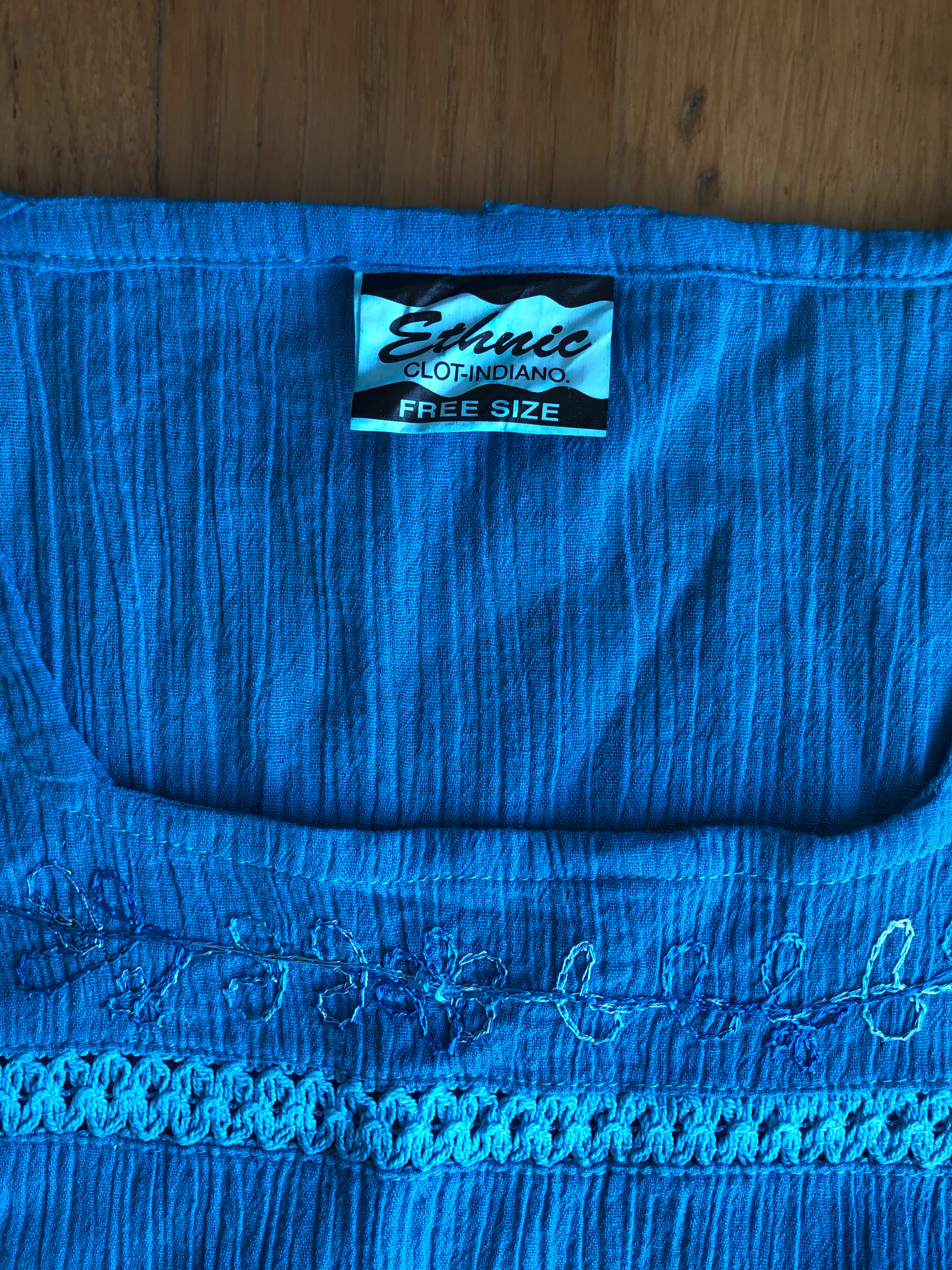 Haut turquoise indien bohème années 2000