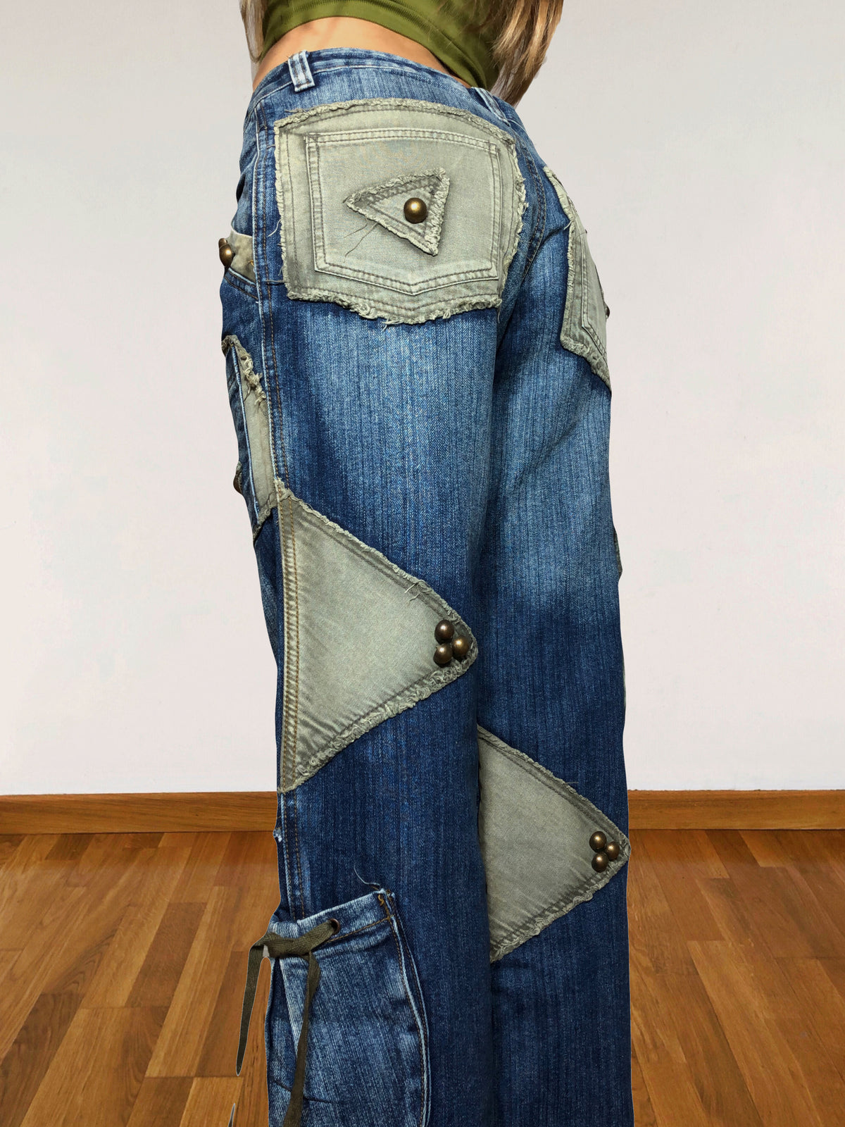 Jean cargo patchwork évasé vert d'eau style années 90