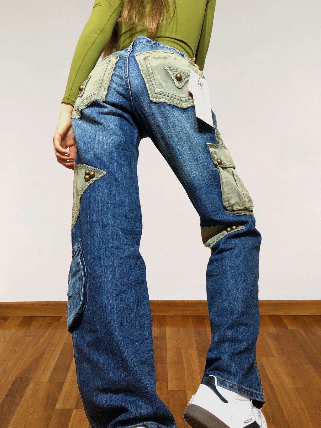 Jean cargo patchwork évasé vert d'eau style années 90