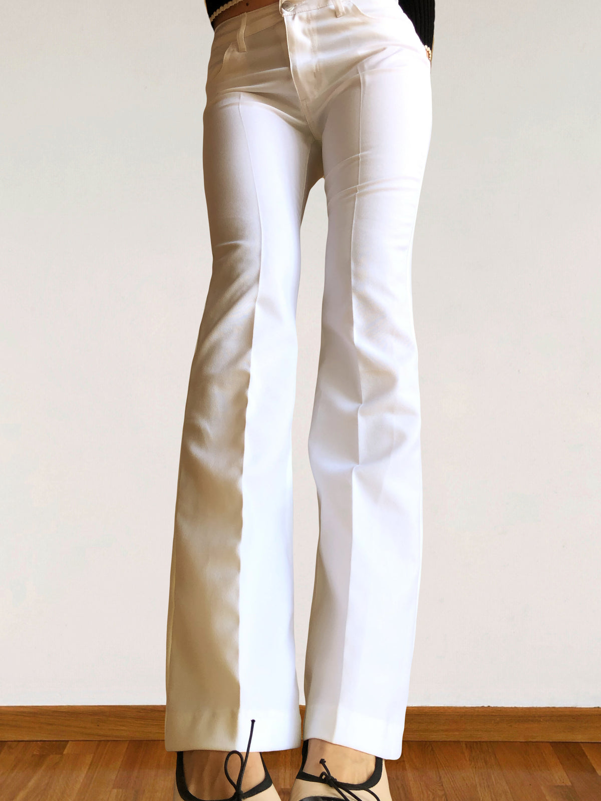 Pantalon Miss Sixty blanc évasé à pli permanent années 2000