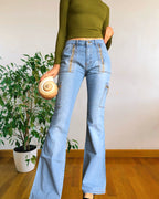 Jeans clairs évasés des années 90 avec fermeture éclair et poches