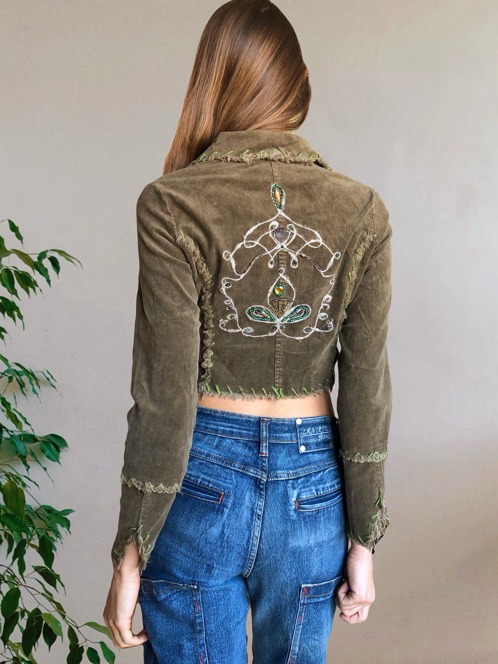 Khaki green cropped blazer with stitching and embroidery