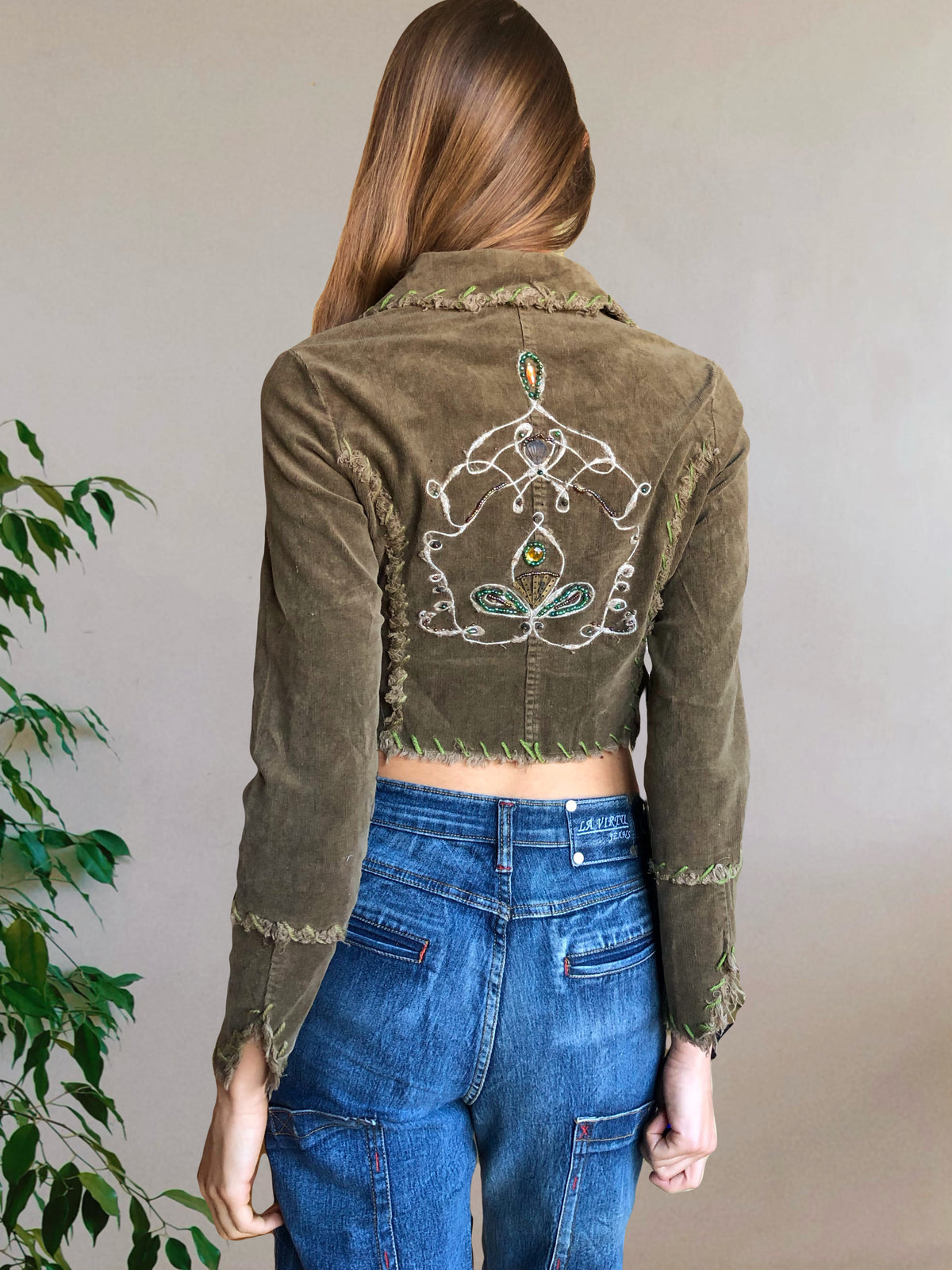 Khaki green cropped blazer with stitching and embroidery