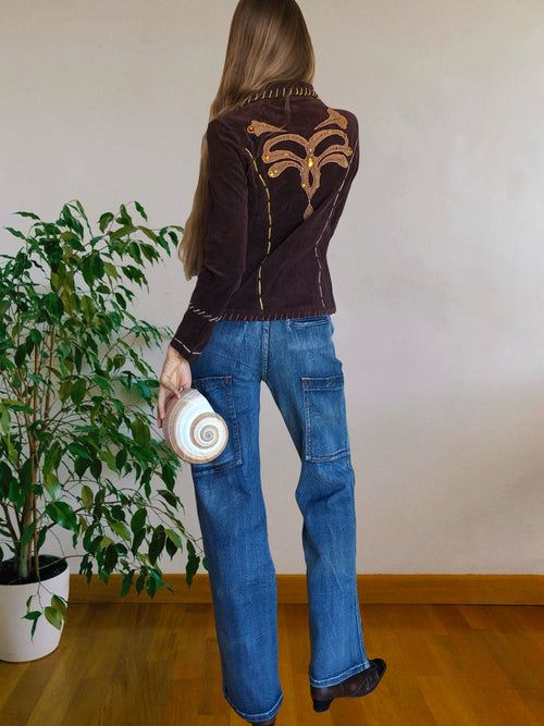 Blazer marrone con ricami sulla schiena