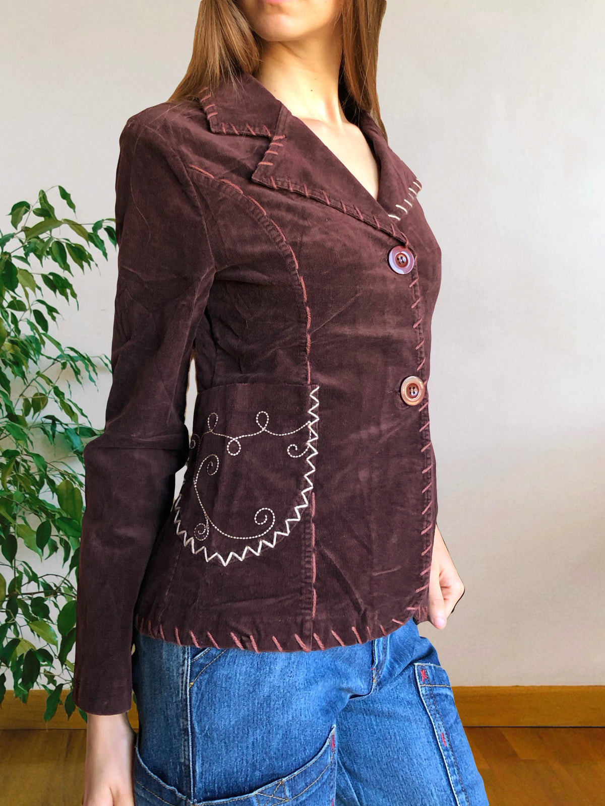 Blazer marrone borgona con ricami
