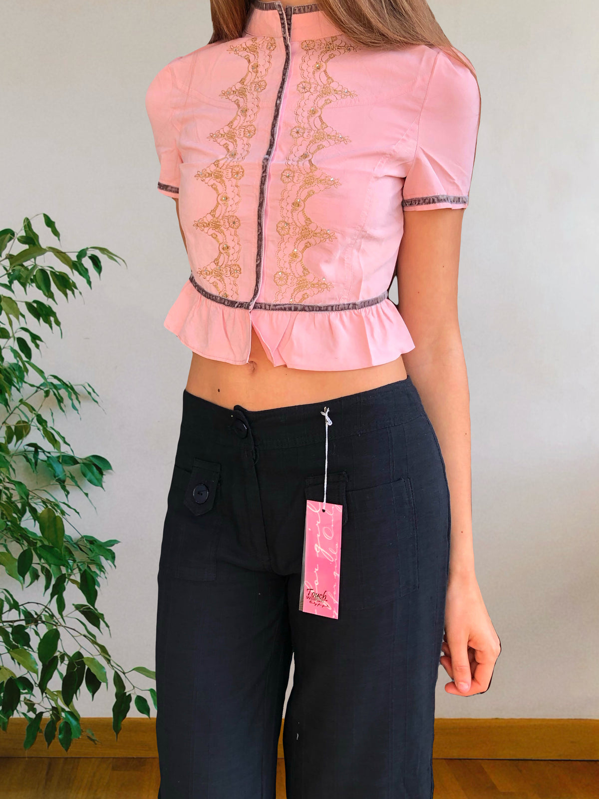 Pastellrosa Bluse mit Stehkragen