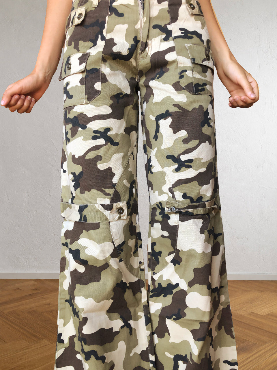 Pantaloni Militari Mimetici anni 90. Gamba ampia vita bassa