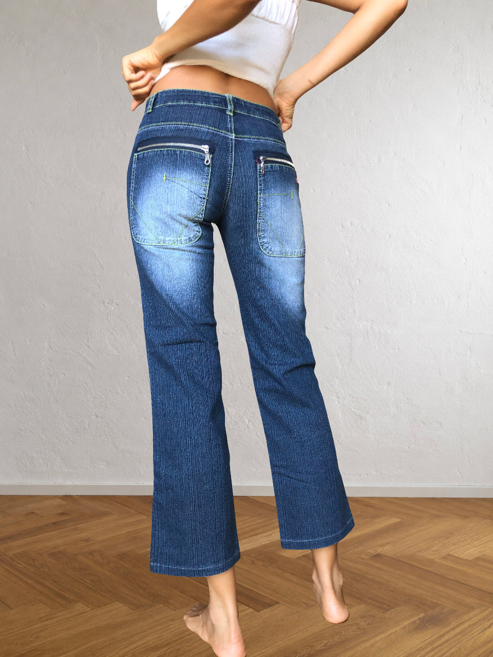Jeans Vintage anni 2000 Blu sfumati. Zip posteriori