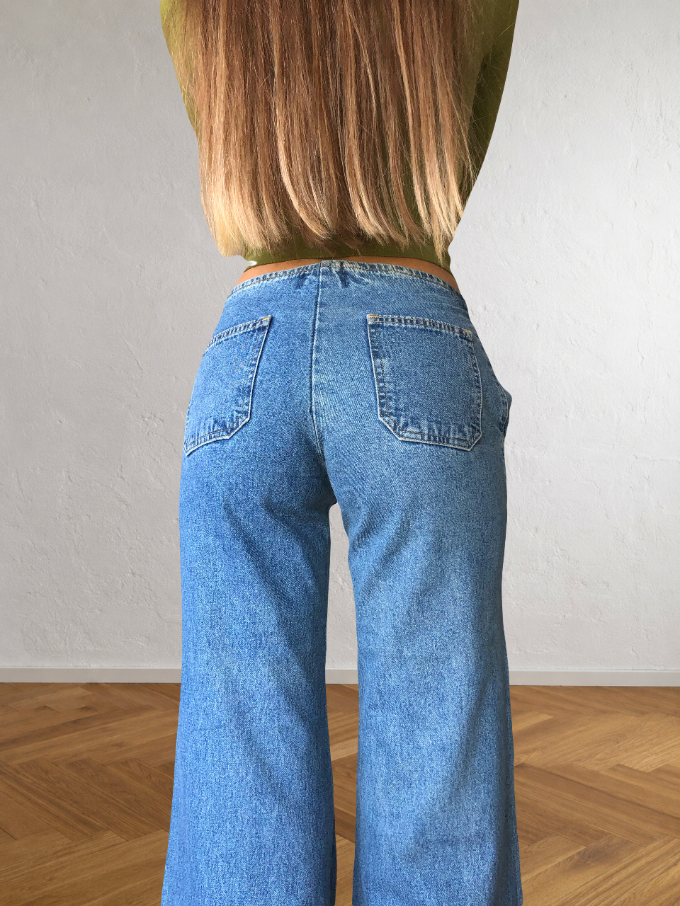 2000s low-rise bell-bottom jeans
