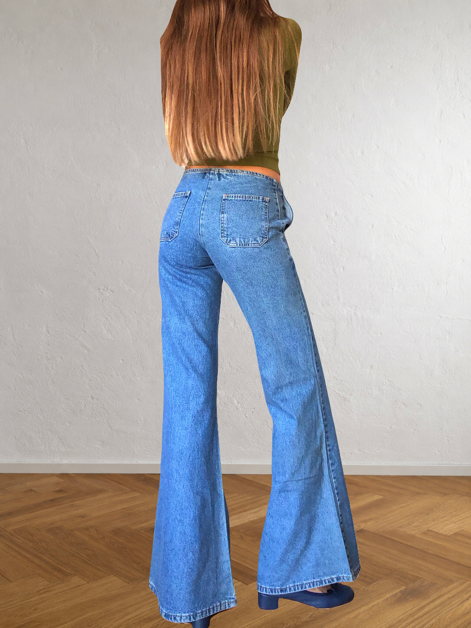 2000s low-rise bell-bottom jeans