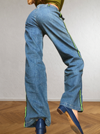Jeans anni 2000 a palazzo con bande laterali verdi