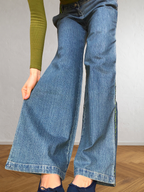 Jeans anni 2000 a palazzo con bande laterali verdi