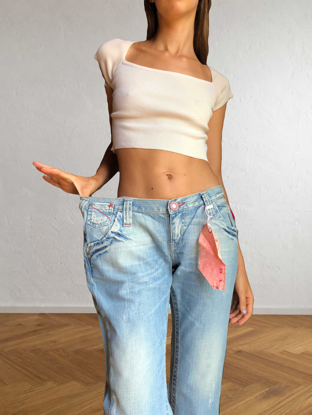 Light-wash 10 FEET Y2K low-rise jeans